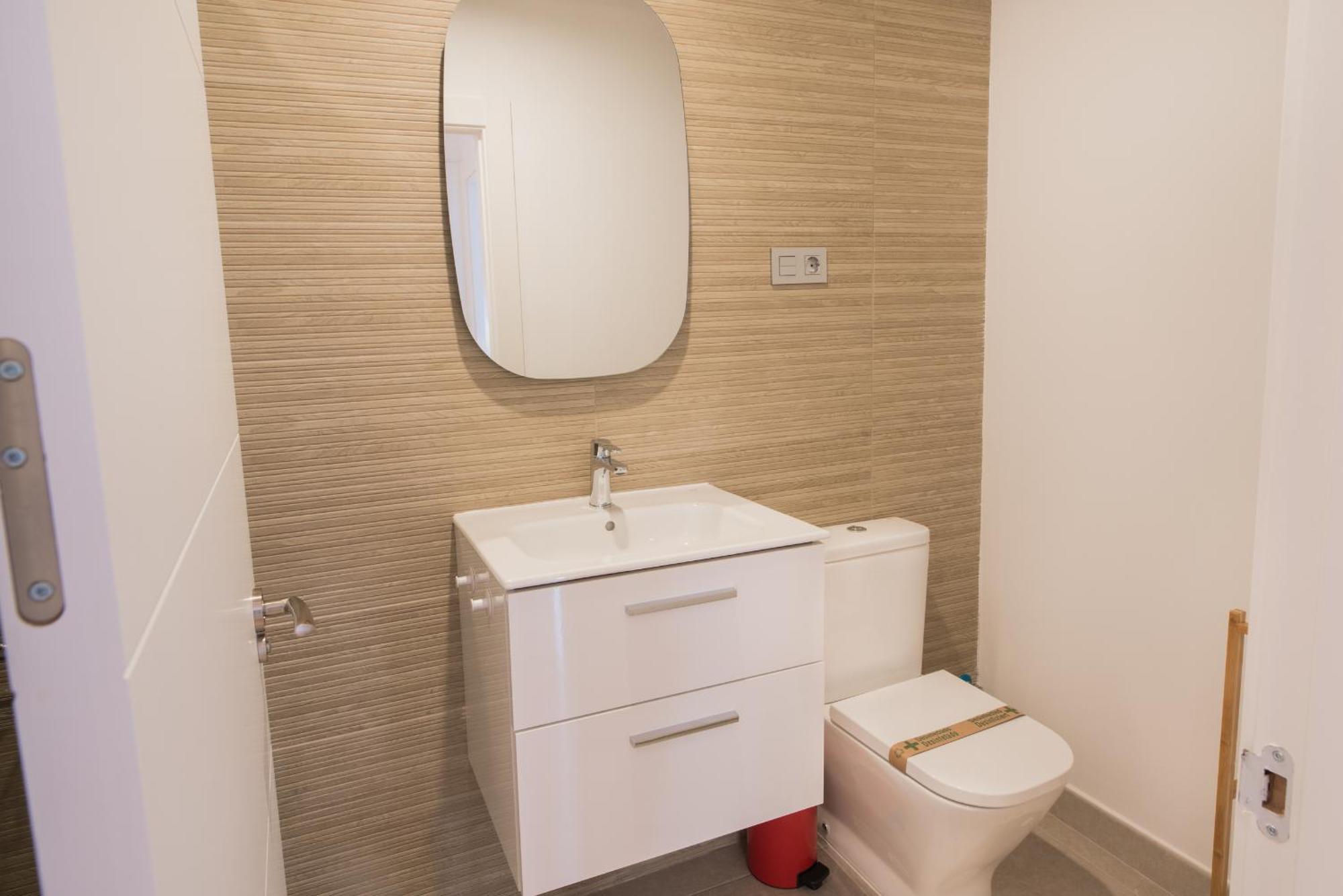 Apartment Cozy Modern Flat Terrace 2 Bedrooms 2 Bathrooms Málaga